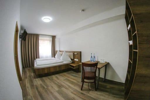 LOOK Hotel&Rooms Crailsheim Buitenkant foto